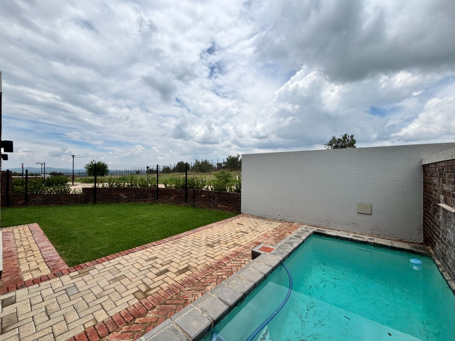 To Let 3 Bedroom Property for Rent in Helderzicht Eco Estate North West